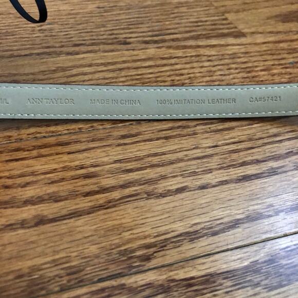 ANN TAYLOR Faux Leather Brown Skinny Belt Women's Size M/L - Picture 4 of 4